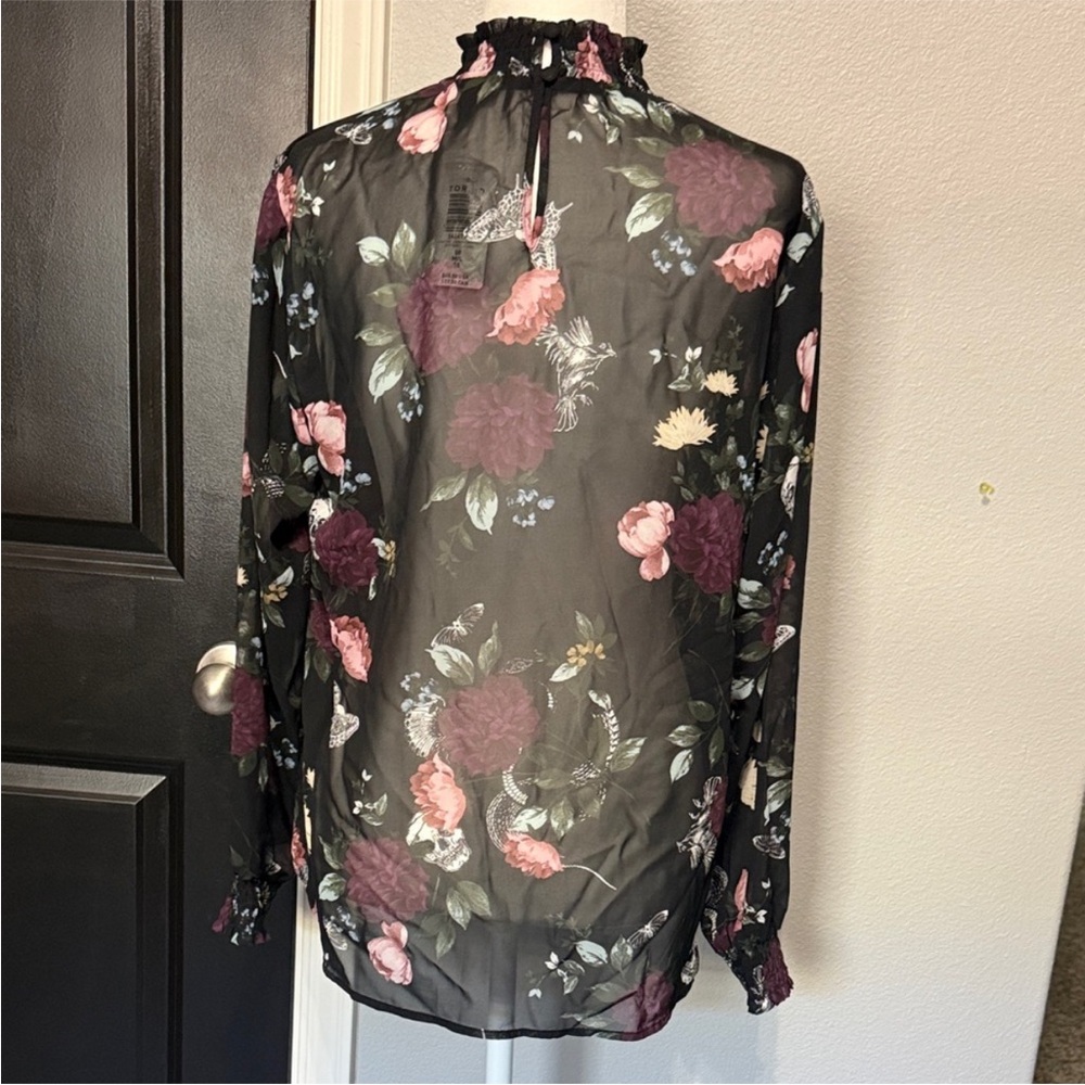 Torrid floral skulls sheer long sleeve - Picture 7 of 7